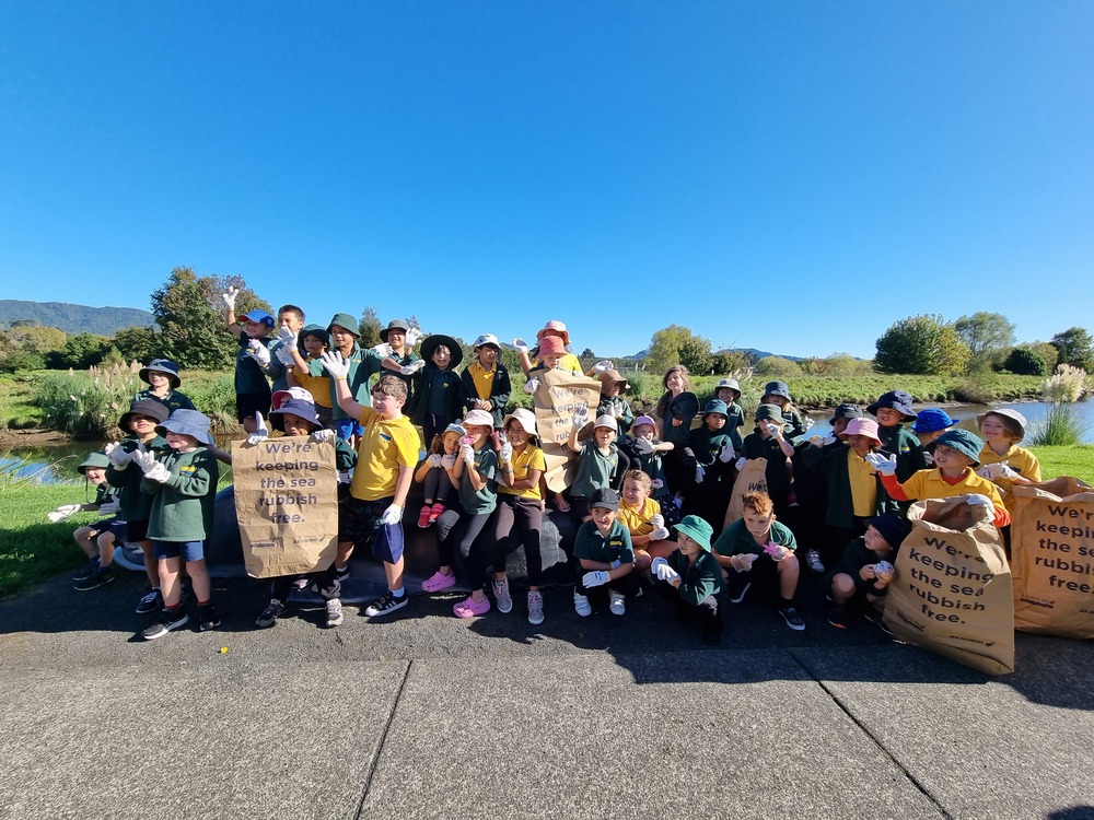Rooms 3 and 13 Clean up of the Uretara River